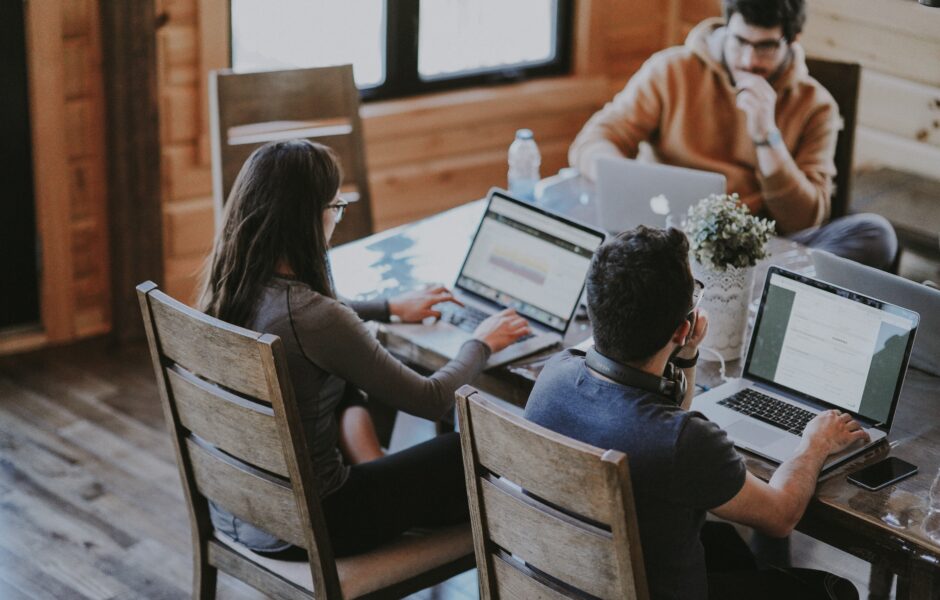 Υποστήριξη προγράμματος Young Business Talents